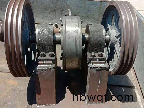 破(po)碎設備(bei)