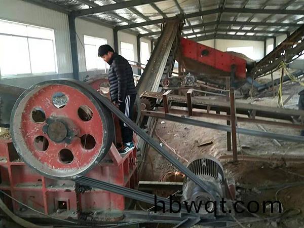 破(po)碎設(she)備(bei)