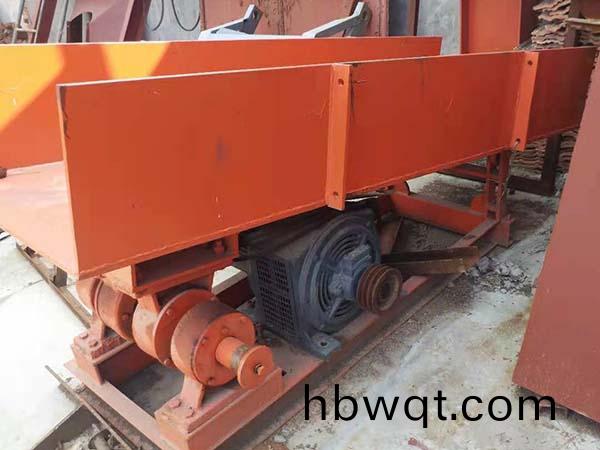 直(zhi)線(xian)給(gei)料機